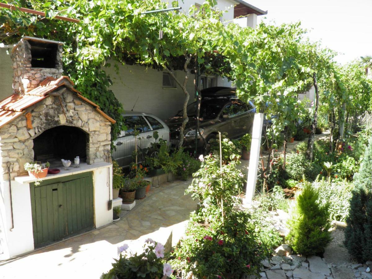 Apartman Mia Biograd Biograd Na Moru Eksteriør bilde